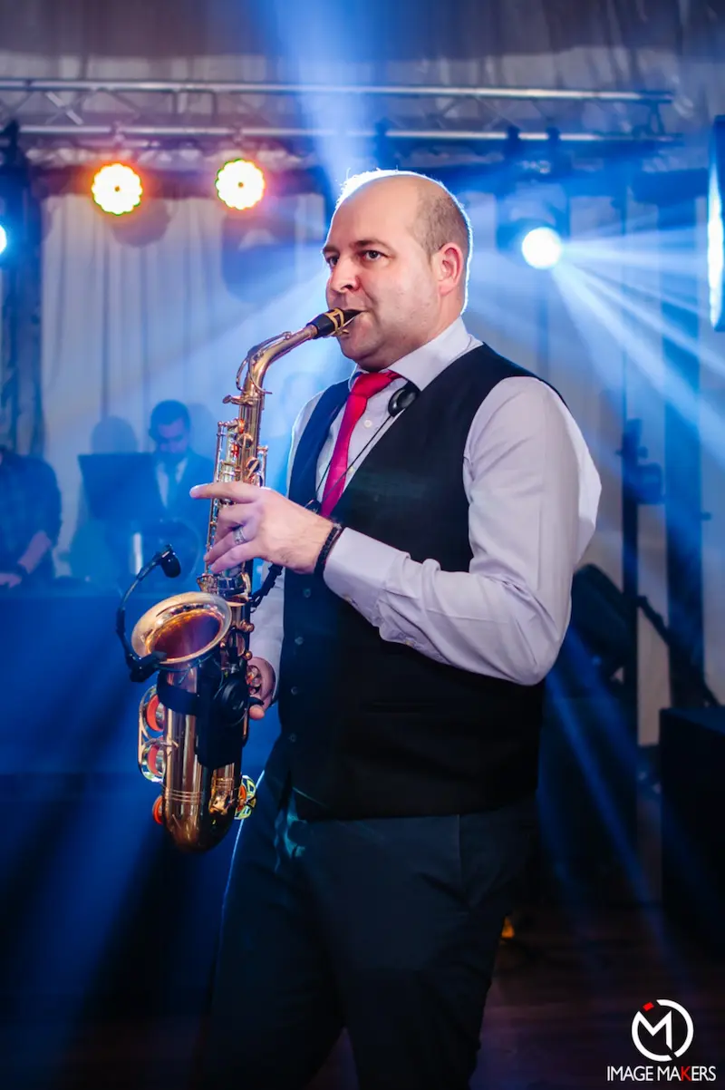 Saxo Mike performing